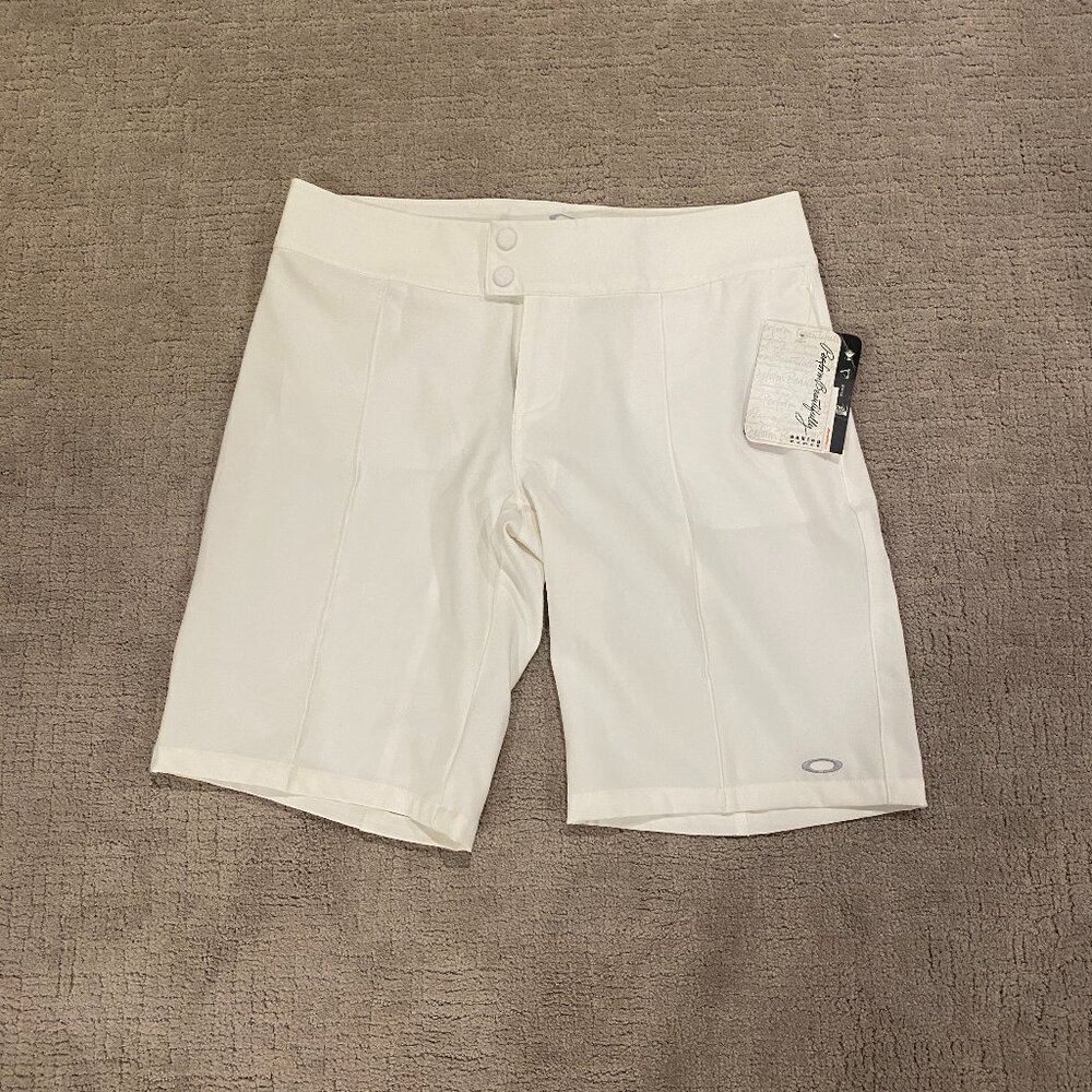 Oakley Bermuda Golf Shorts